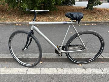 Bici 28uomo vanmoof nr3 contropedal milano lambrat