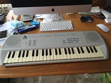 Tastiera MIDI Trust con altoparlanti
