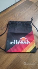 sacca ellesse resistente 