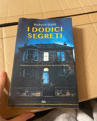 Libro thriller I dodici segreti - perfetto