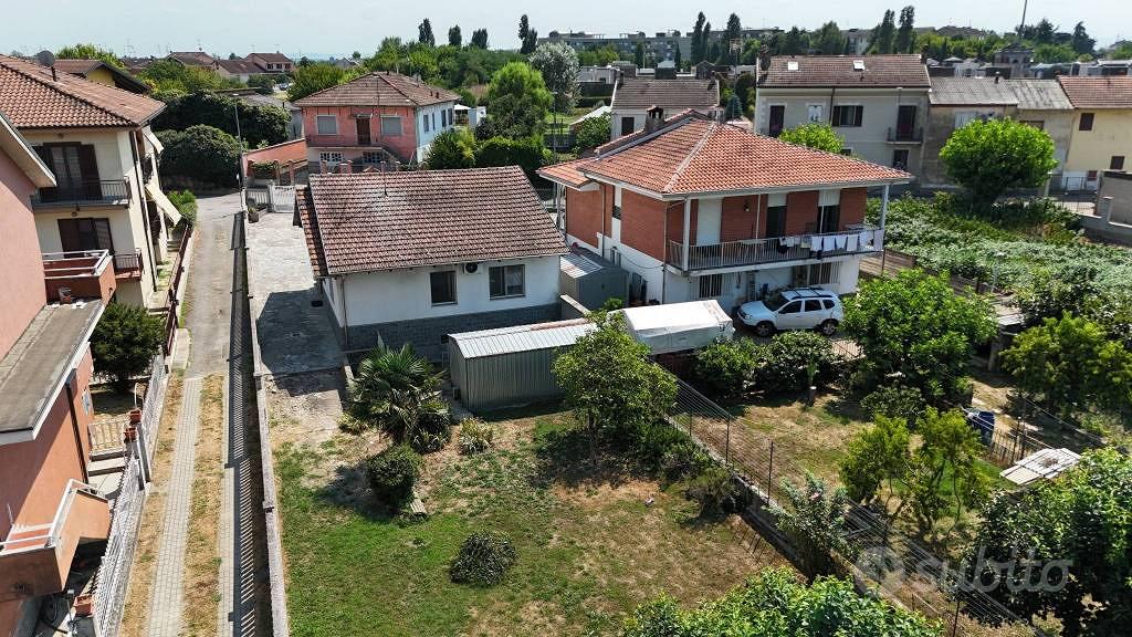 Villa di 237 m² con 3 locali a Vercelli - Vista 2