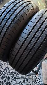 N2 gomme 215 60 17 Goodyear seminuove 