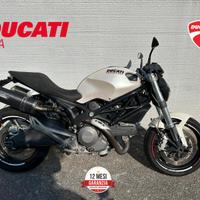Ducati Monster 696