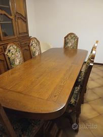 tavolo in legno massello.