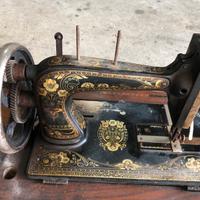 Macchina da cucire antiquariato