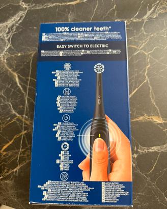 Spazzolino elettrico oral b