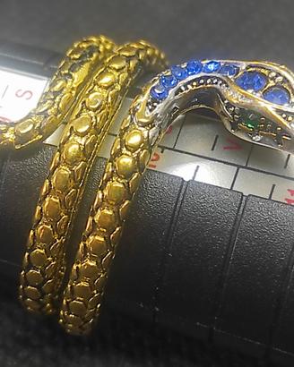 anello metallo placato oro, serpente. m. ita 14