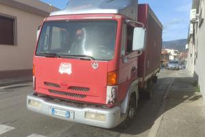 NISSAN Atleon (1ª serie)