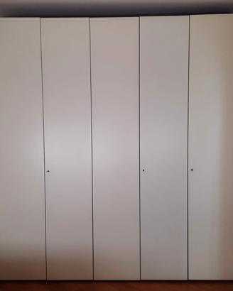 Armadio in legno 5 ante , color panna esterno inte