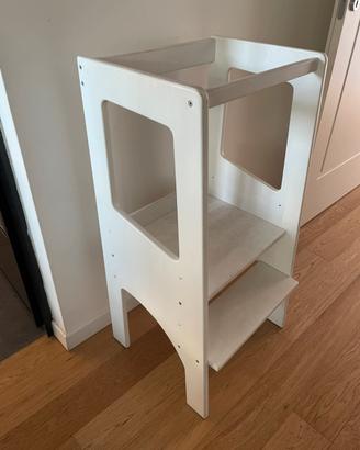 Learning Tower Montessori “Laboratorio di Michael”