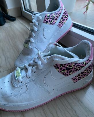 Air Force 1 leopardate rosa