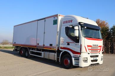 IVECO STRALIS 460 EEV MOTRICE ISOTERMICA 3 ASSI