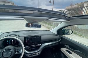 Fiat 500e La prima CABRIO