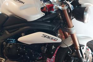 **Triumph Speed Triple 1050 ABS – 2011** SPECIALE