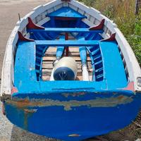 barca a remi in legno