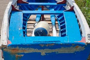 barca a remi in legno