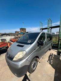OPEL VIVARO SI COMMERCIANTI