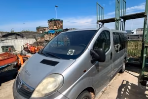 OPEL VIVARO SI COMMERCIANTI