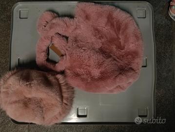Borsa e cappello pelliccia colore Rosa