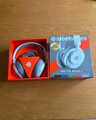 Cuffie Arctis Nova 1