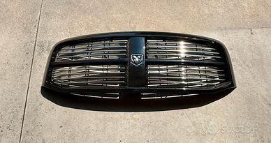 Mascherone Dodge Ram 1500