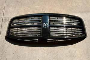 Mascherone Dodge Ram 1500