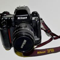 Nikon F5 Fotocamera analogica (rullino)