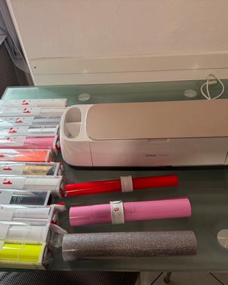 Cricut Maker + numerosi materiali B-Flex