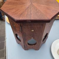 tavolino ottagonale richiudibile