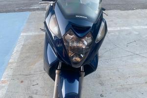 Honda Silver Wing 600 – 2001 – 69.000 km