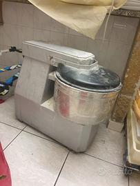 Impastatrice pizzeria