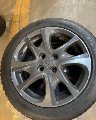 Kit pneumatici + cerchi originali Toyota Yaris