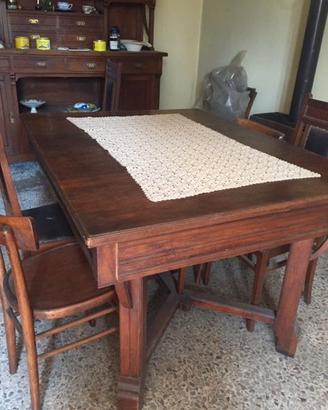 Tavolo in legno