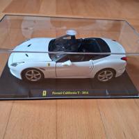 Ferrari California T Bianca scala 1/24