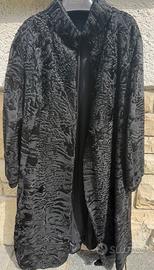 Cappotto pelliccia Astrakan nero vintage anni ’70