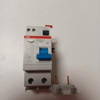 DIFFERENZIALE 
SALVAVITA. 25A 0,03