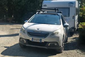 Peugeot 2008 1.6 bluehdi 120cv Gancio Traino Allur