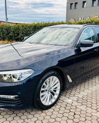 BMW Touring 520 Xdrive 190cv Luxury TRATTABILE E6