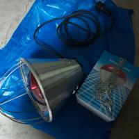 lampada- luce riflettore per pulcini