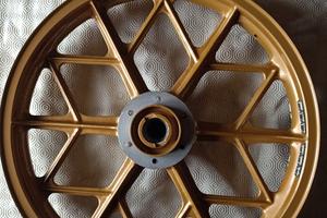  KAWASAKI CERCHI IN LEGA MOTO ANNI 70