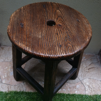 Sgabello artigianale a ciambella 1950 in legno