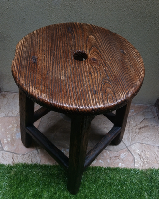 Sgabello artigianale a ciambella 1950 in legno