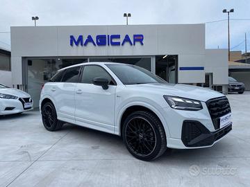 AUDI Q2 30 TDI S tronic S-LINE Identity Black