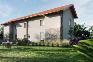 Villa di 130 m² con 4 locali e box auto a Lombardo
