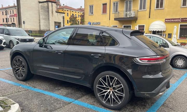 Porsche MACAN 2.0 benzina III generazione