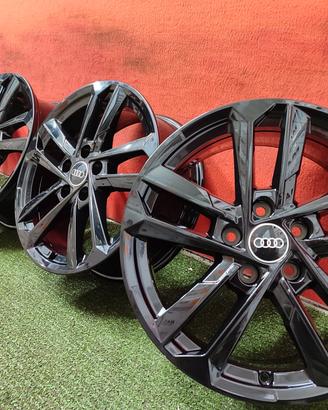 Cerchi Audi A3 S3 Q2 Originali 6.5Jx17 ET49 5x112