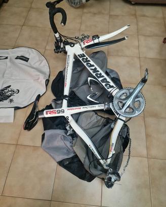 Bici da corsa modello IRS x atleta femminile