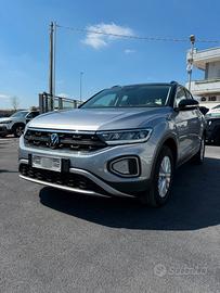 Volkswagen T-Roc 2.0 TDI SCR Life 02/2025