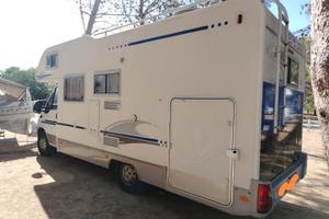 Camper e scooter incluso