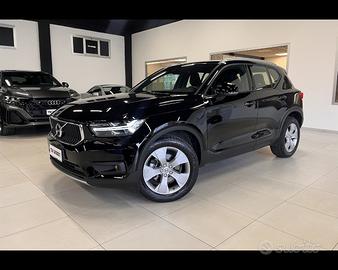 VOLVO XC40 (2017-->) - XC40 D4 AWD Geartronic Mome